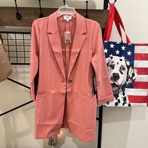 ❌SOLD❌NWT PINK BOYFRIEND BLAZER MEDIUM